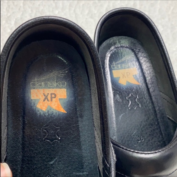 Black Dansko Clogs Size 38/8 - Picture 6 of 9